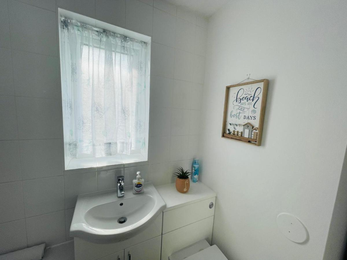 A Modern Cosy One Bedroom Home Away From Home Houghton-le-Spring ภายนอก รูปภาพ